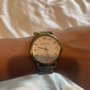 Marc Jacobs gold watch